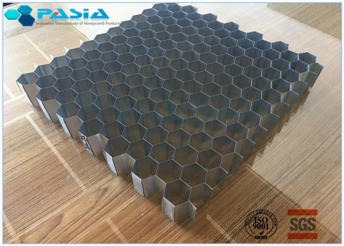 Fire Proof Honeycomb Wall Panels , Lightweight Honeycomb Panels 1x1 M2 Size