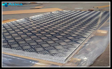 China Treadplate Surface Hexagonal Honeycomb Roof Panels A3003 Material Moisture Proof supplier