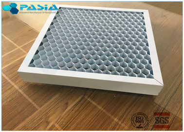 China 20 Mm Thickness High Strength Honeycomb Composite Panel 10 Years Guarantee Period supplier