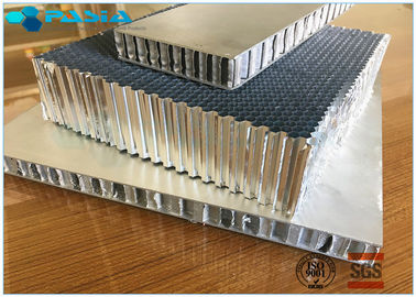 China Fireproof Perforated Aluminum Honeycomb Core High Thermal Conductivity supplier