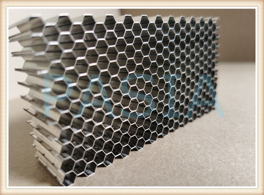 China Unperforated 0.08mm Aluminum Honeycomb Core For Marine Ship Building supplier