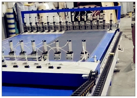China Automatic Pin Inserting Aluminum Honeycomb Core 4 Slices/Min supplier