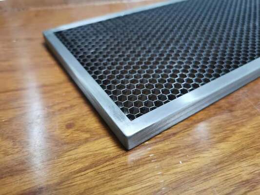 EMI Shielding Stainless Steel Honeycomb Vent Panels 0.8mm Dia supplier